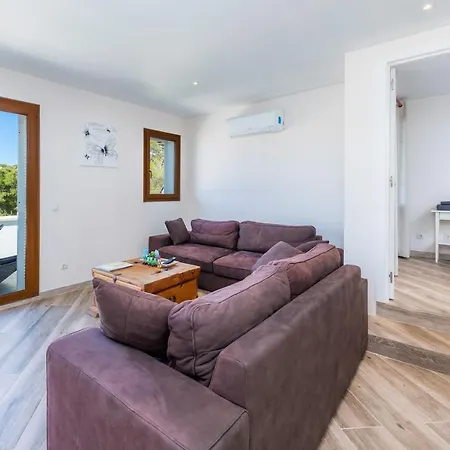 Apartment 11 *